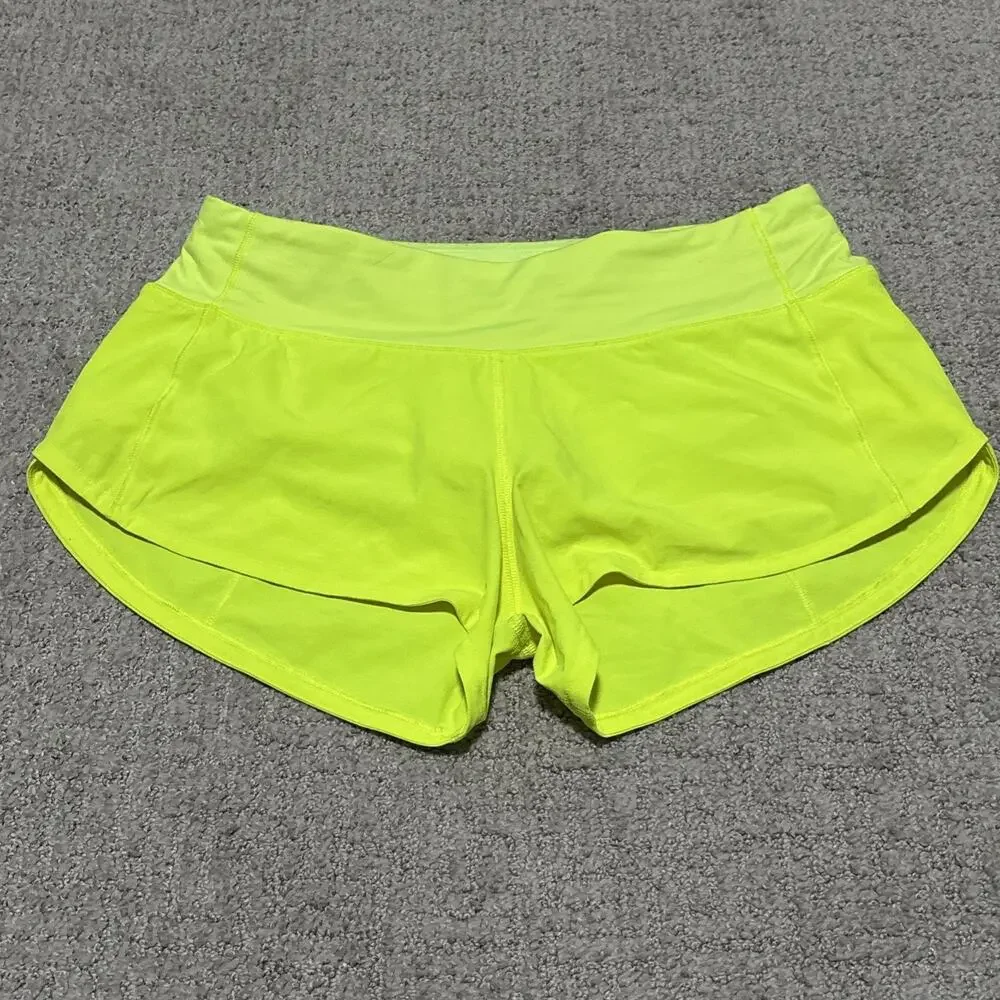 Lululemon Women’s Speed Up Shorts Highlight Yellow 2.5 Inseam Size 4